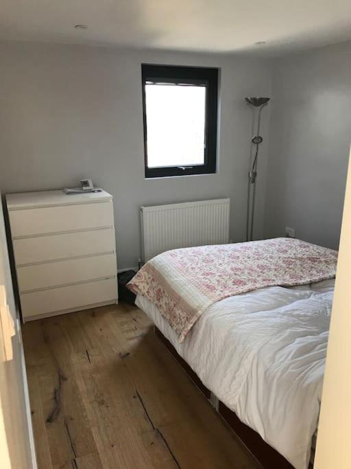 Elegant 3bed Crouchend In Style With Roof Terrace Apartment